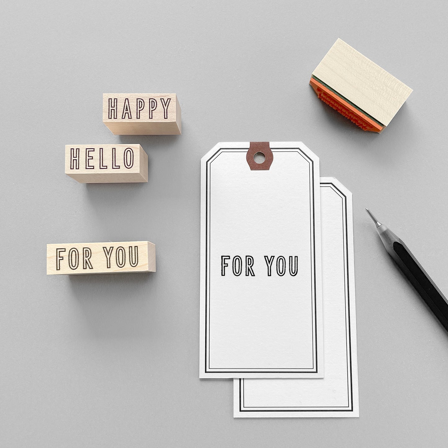 〈OUTLINE〉FOR YOUスタンプ|フォーユー